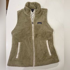 Women’s Patagonia Vest - Size Large (runs small; I am 5’6 ~130lbs)